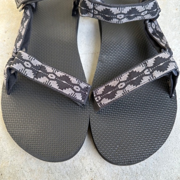 Teva Sandals Men Size 12 Original Universal Water Resistant Hiking Camping - Picture 10 of 14
